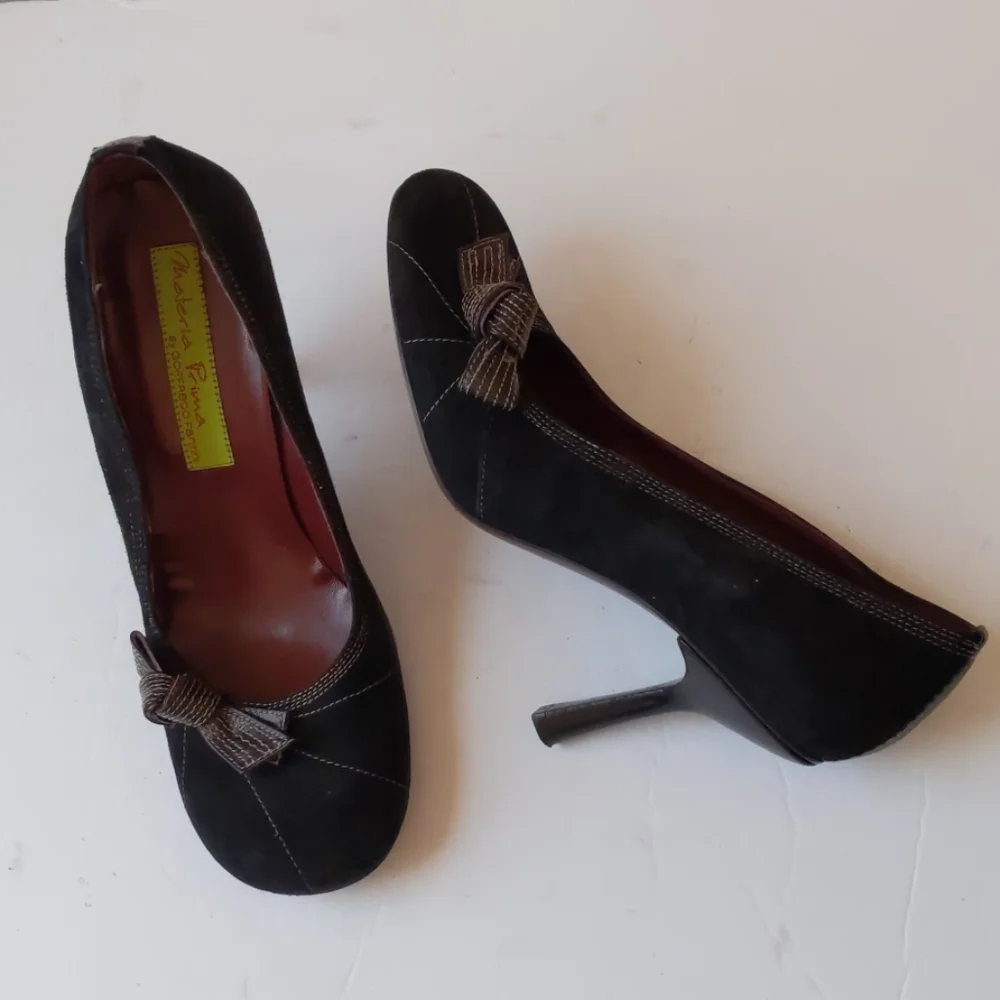 Black Suede Bow Heels - Women's Dress Pumps